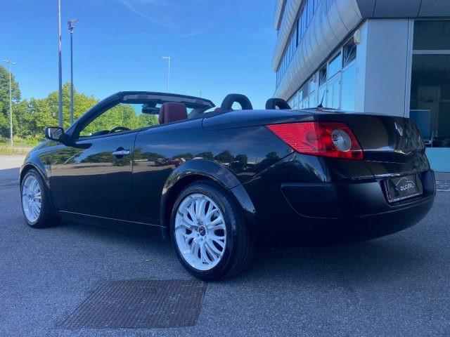 RENAULT Megane Mégane C-C 1.9 dCi/130CV Dynamique