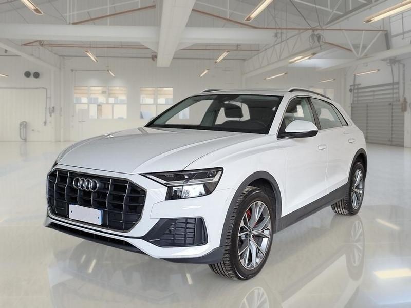 AUDI Q8 45 TDI MHEV 170kW quattro tiptronic