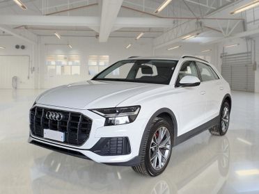 AUDI Q8 45 TDI MHEV 170kW quattro tiptronic