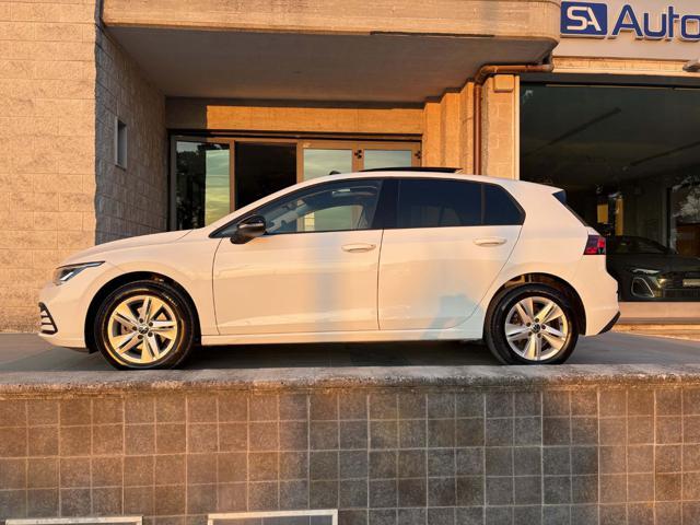 VOLKSWAGEN Golf 2.0 TDI DSG SCR Life TETTO-LUCI AMBIENTE