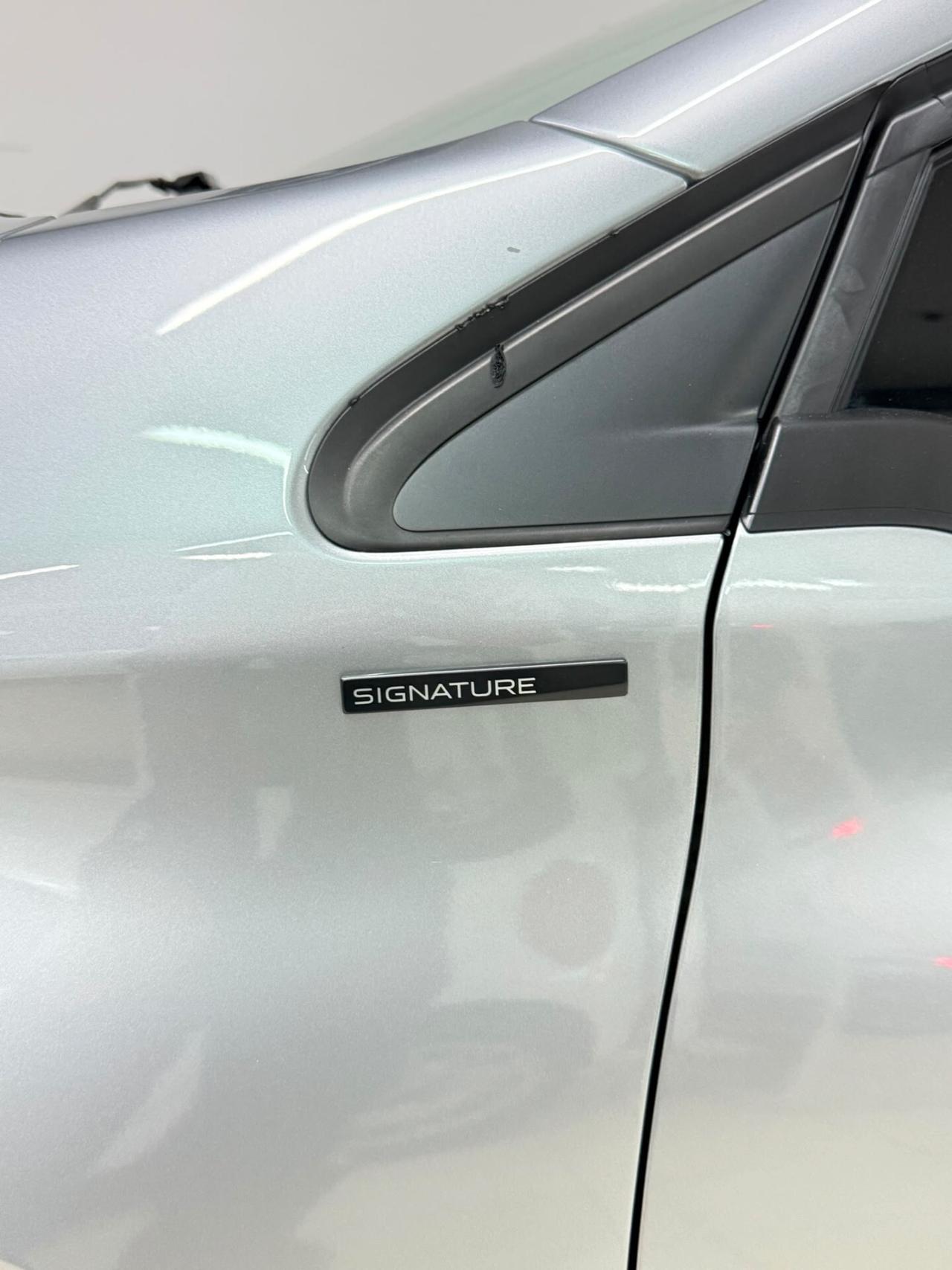 Peugeot 208 BlueHDi 100 S&S 5 porte Signature