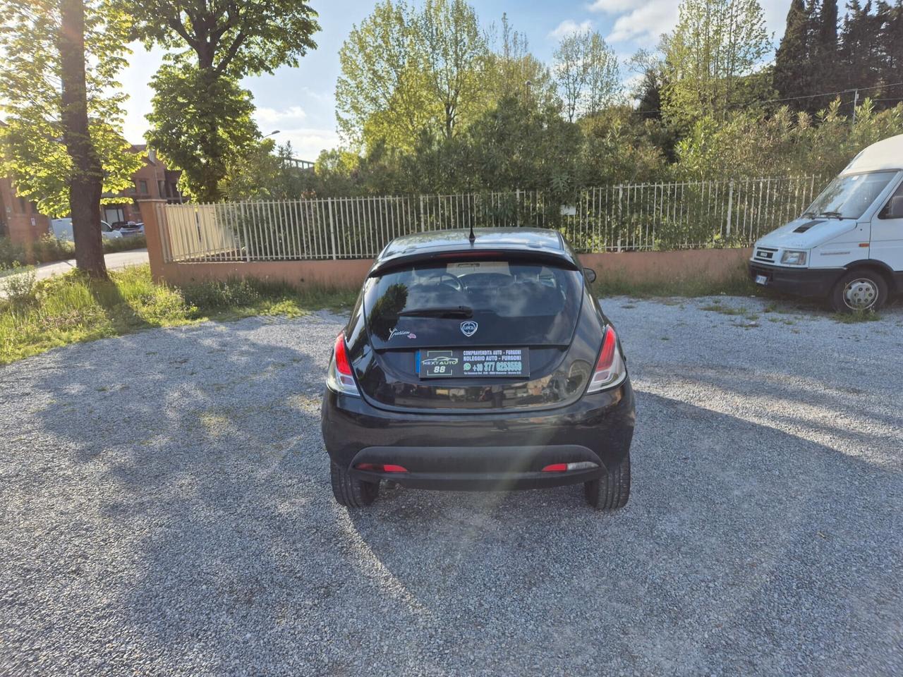 Lancia Ypsilon 0.9 TwinAir 85 CV 5 porte S&S DFN Gold