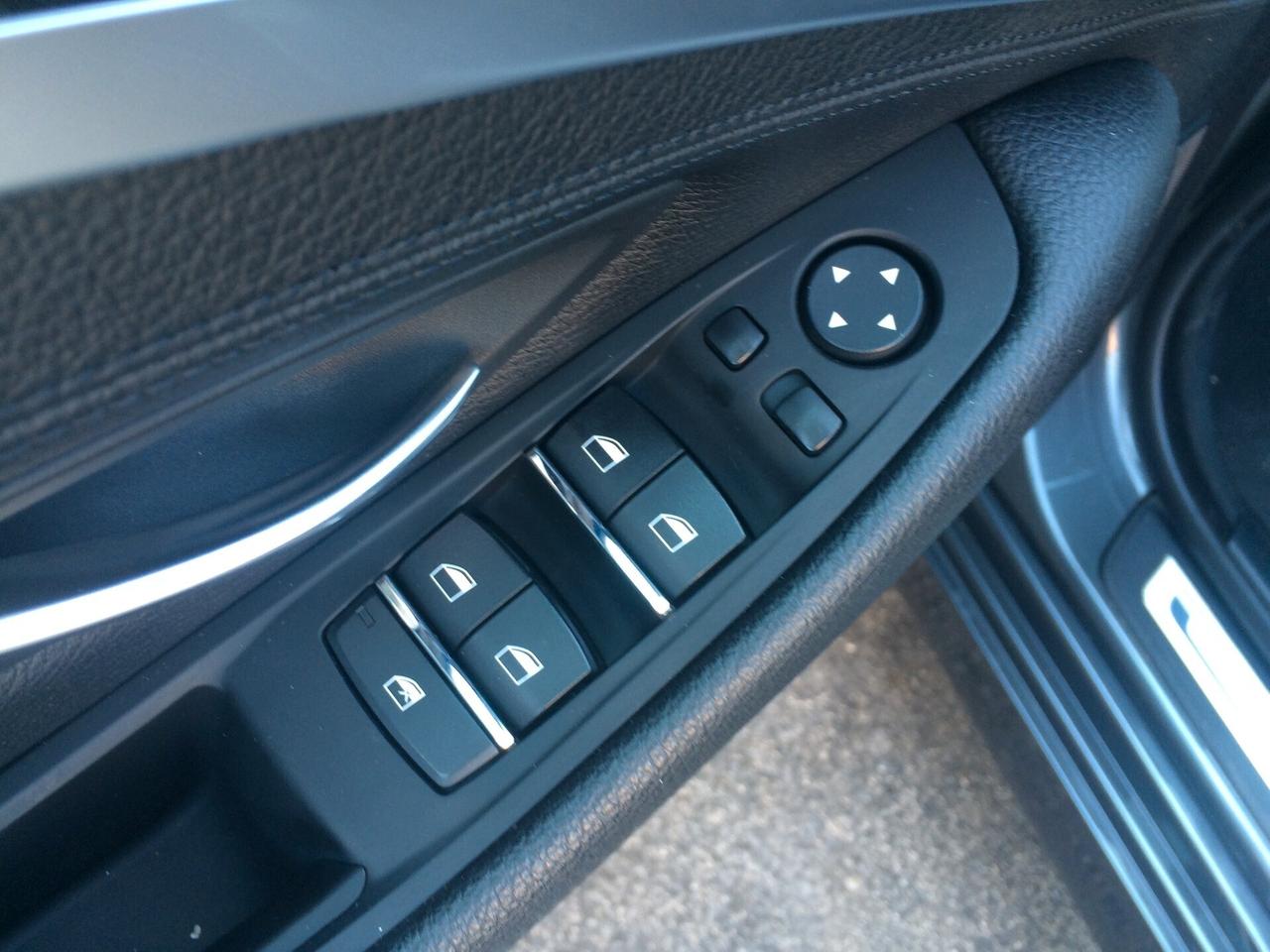 2016 Bmw 520d xDrive Touring tagliandata con garanzia 12 mesi cambio e motore !!