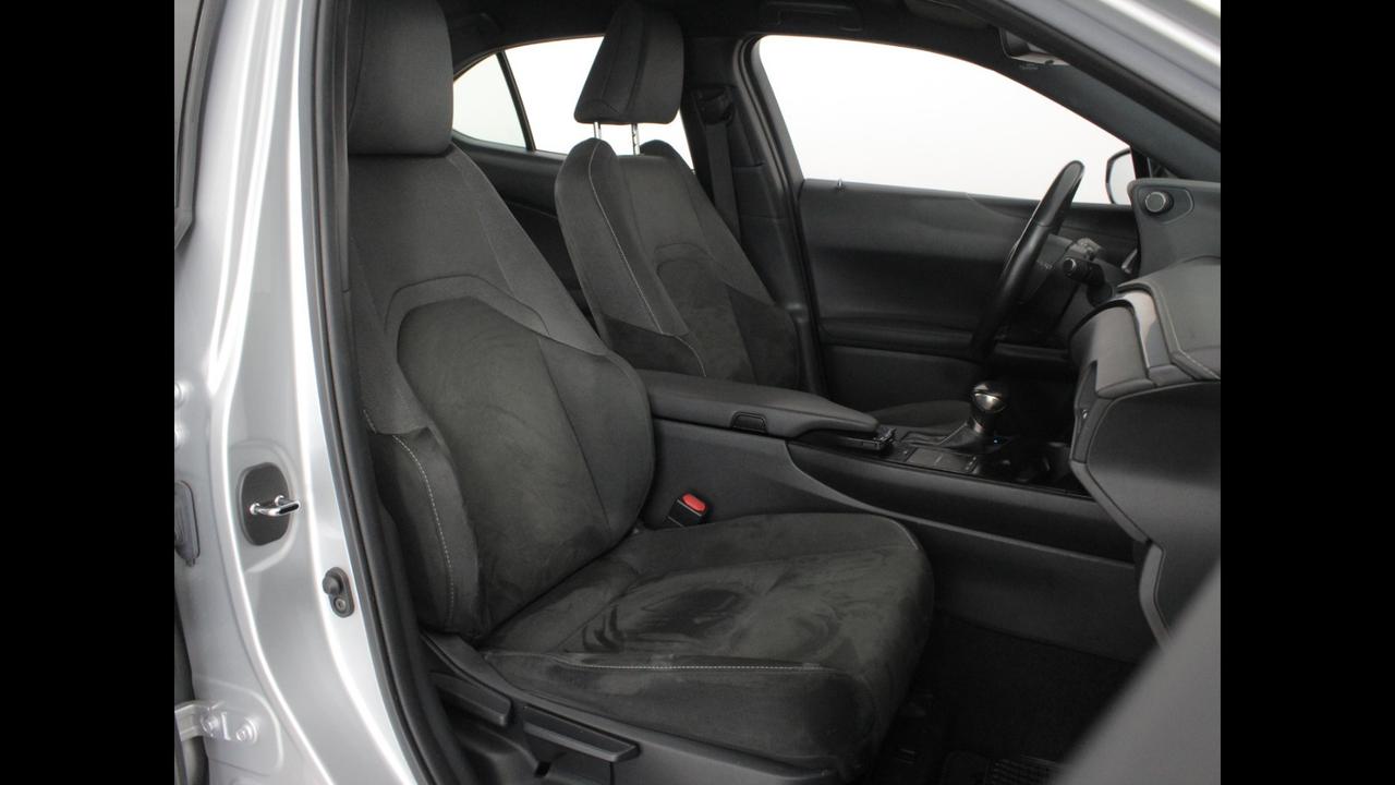 LEXUS UX 2019 - UX 250h 2.0 Business 2wd cvt