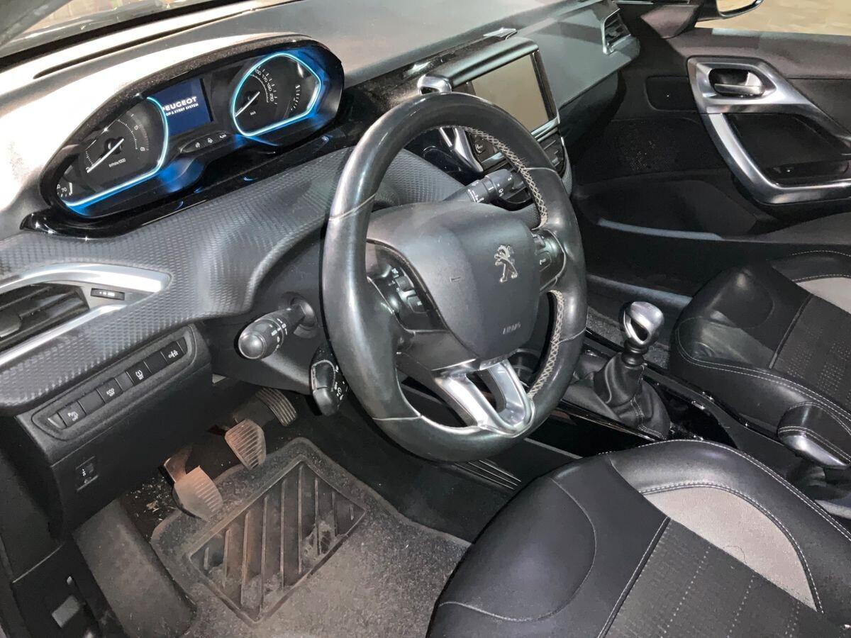 Peugeot 2008 1.6 e-HDi 115 CV Stop&Start Allure