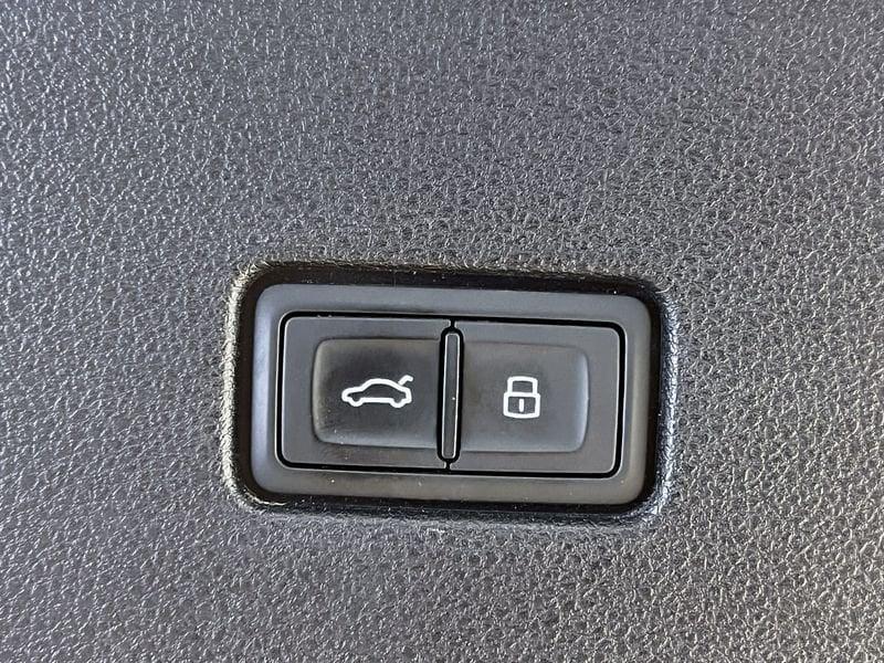 Audi Q8 50 TDI 286 CV quattro tiptronic Sport