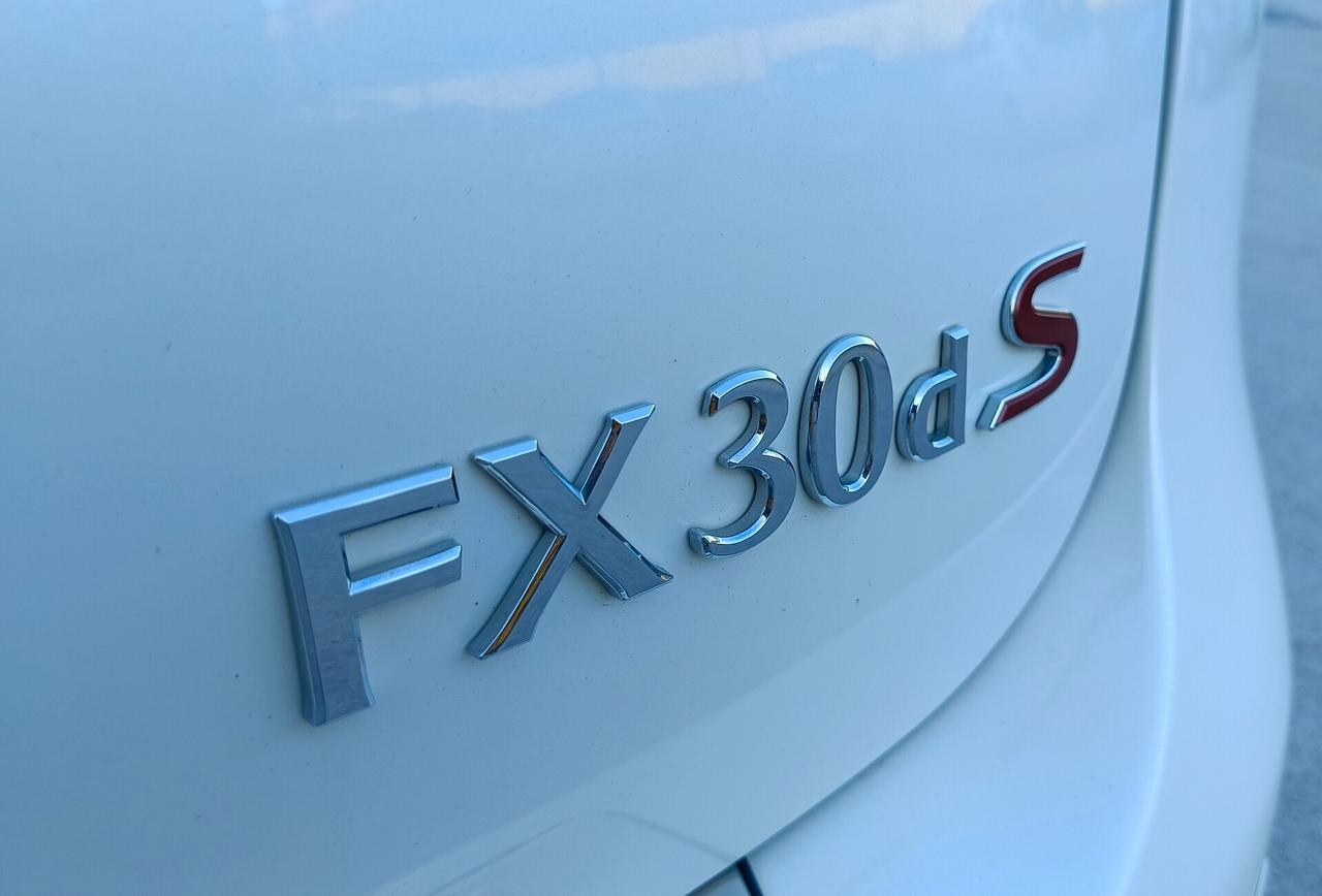 Infiniti FX FX30d S Premium