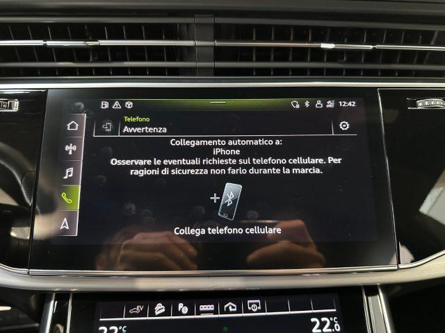 AUDI Q8 55 TFSI e Plug-in quattro S line -22" - B&O - FULL