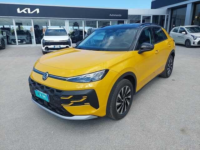 Volkswagen T-Roc 1.5 eTSI ACT DSG Life KM 0