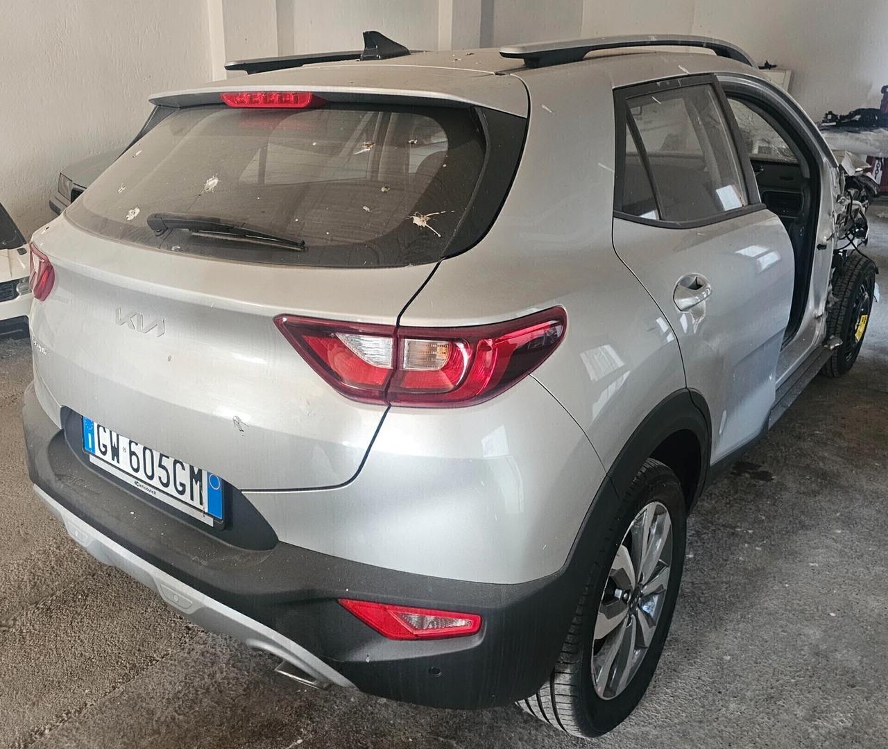 Kia Stonic 1.2 DPI Style solo 2000 km