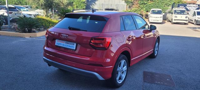 AUDI Q2 30 TDI S line Edition