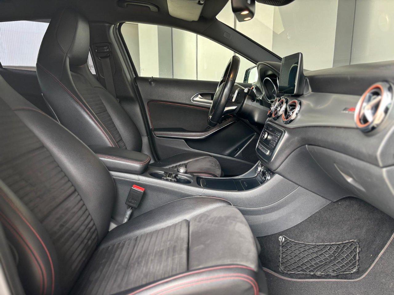 Mercedes GLA 220 d Premium 4matic auto
