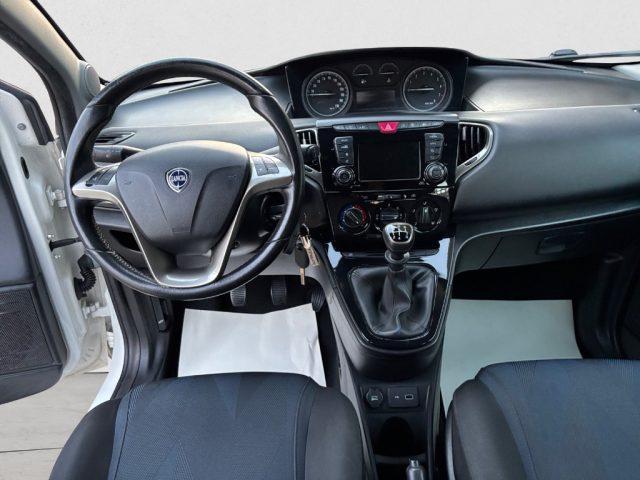 LANCIA Ypsilon 1.2 69 CV 5 porte S&S Gold