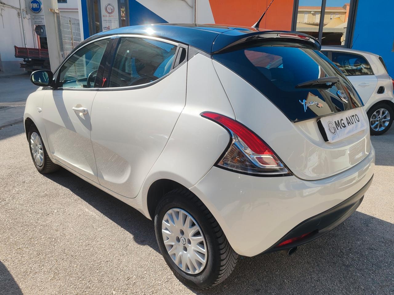 Lancia Ypsilon 1.2 69 CV 5 porte GPL Ecochic Gold