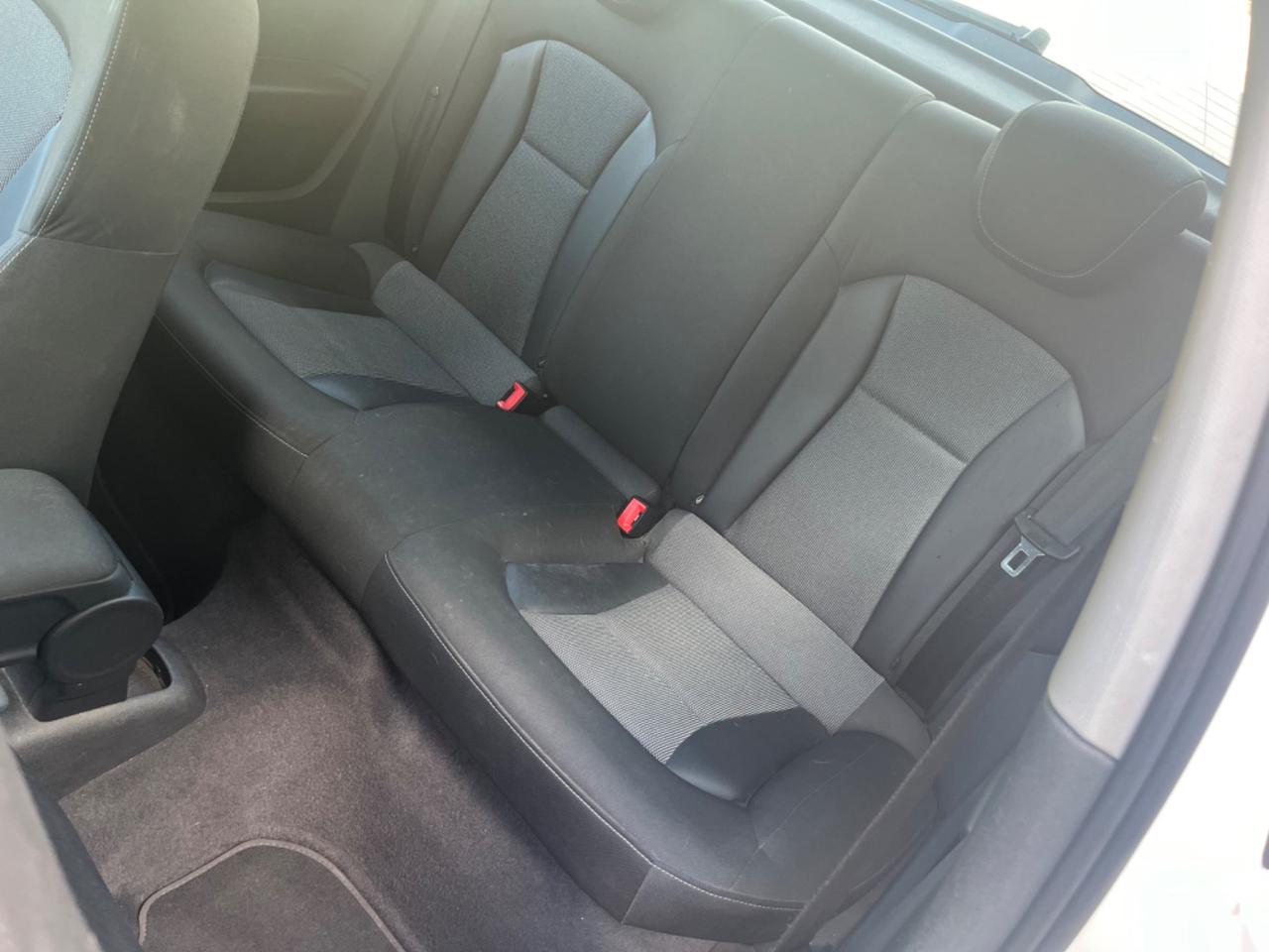 Audi A1 1.6 TDI 90 CV OK ANCHE NEOPATENTATI
