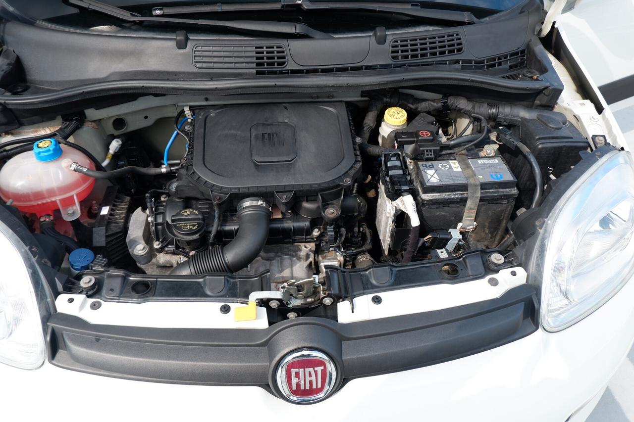 Fiat Panda 1.0 GSE S&S Hybrid Street Van 4 posti
