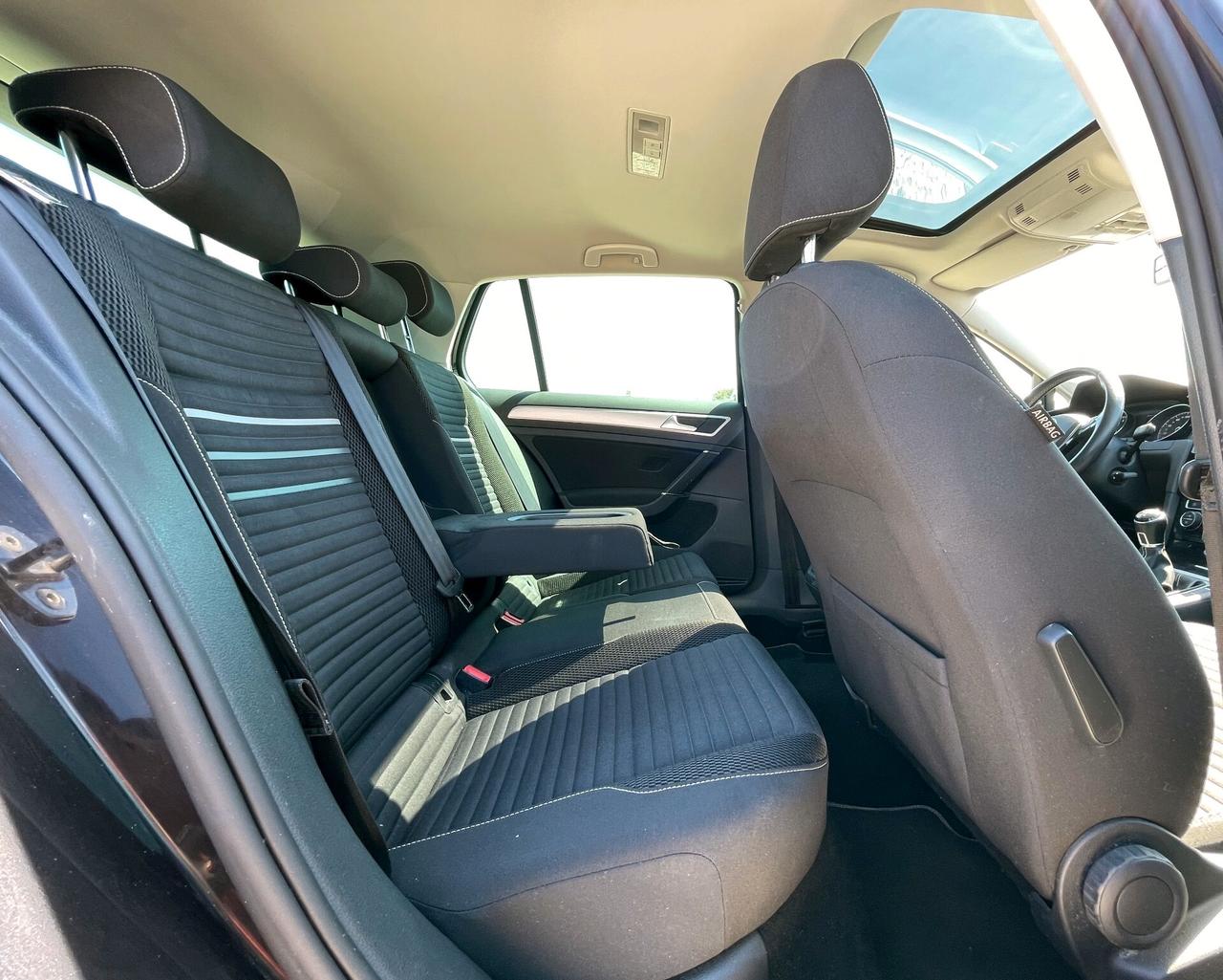 Volkswagen Golf VII 1.6 TDI 5p. 105 Cv TETTO APRIBILE "Cup"