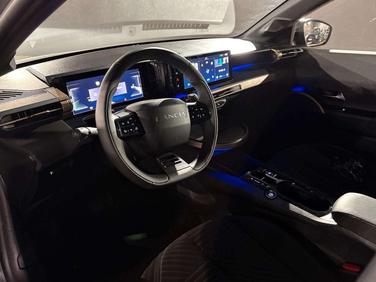 PROMO NEW Lancia Ypsilon 1.2 Hybrid e-DCT 100cv LX KM CERTIFICATI