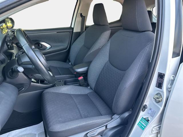 TOYOTA Yaris 1.5 Hybrid 5 porte Business