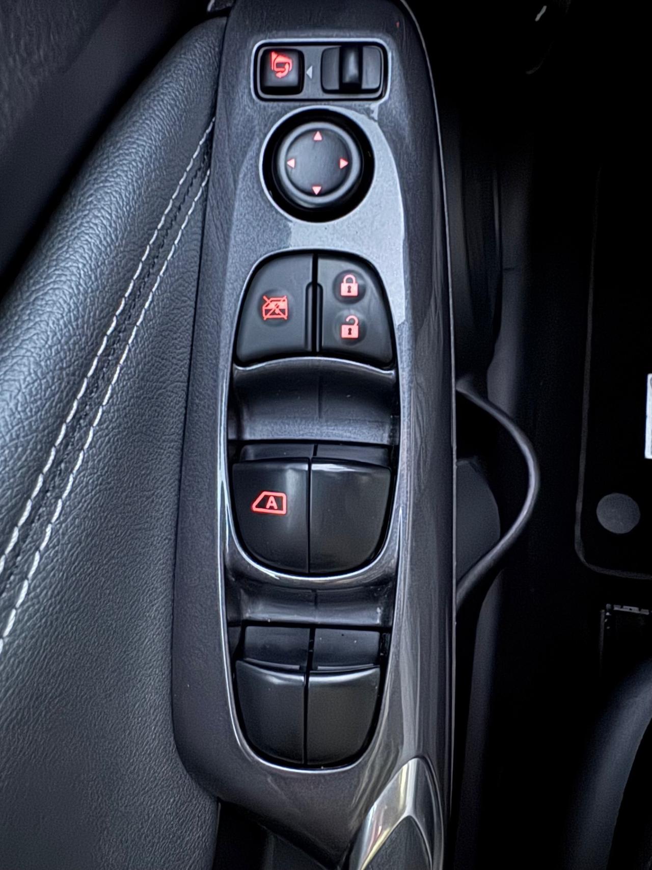 Nissan Juke CAMBIO AUTOMATICO/FARI FULL LED