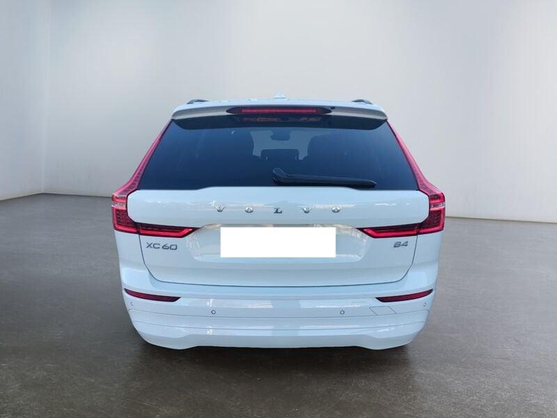 Volvo XC60 XC60 B4 (d) automatico Essential
