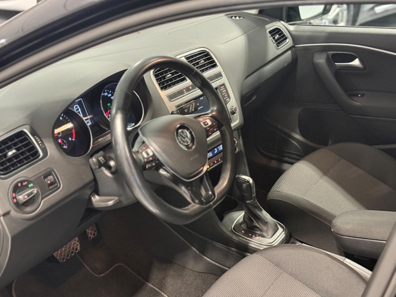 Volkswagen Polo 1.4 TDI 90cv 5p Auto