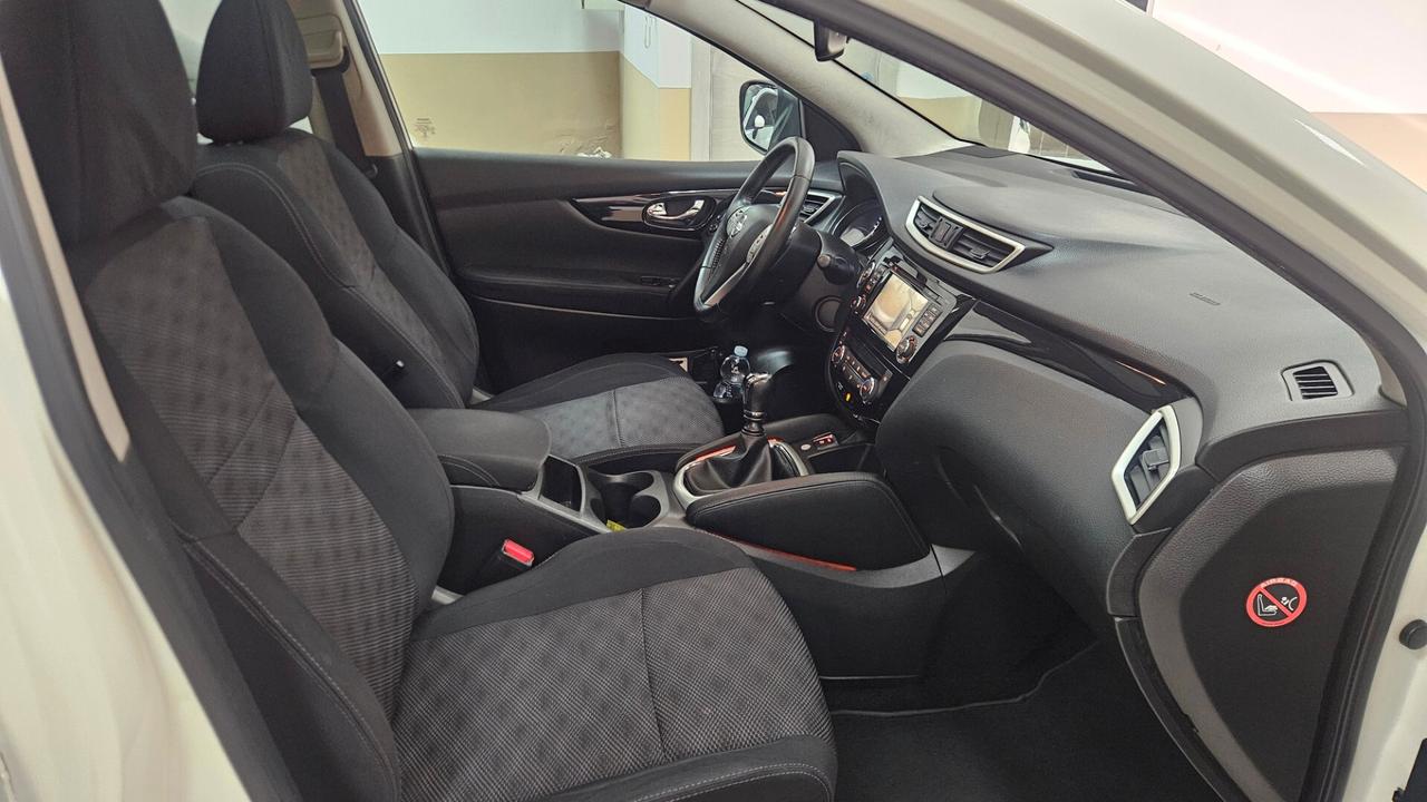 Nissan Qashqai 1.5 dCi Tekna