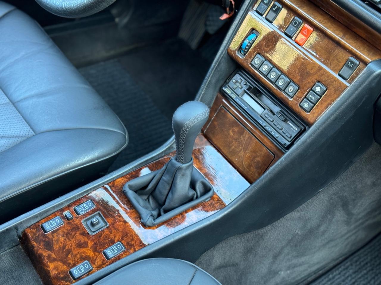 Mercedes-benz CE 200 W124