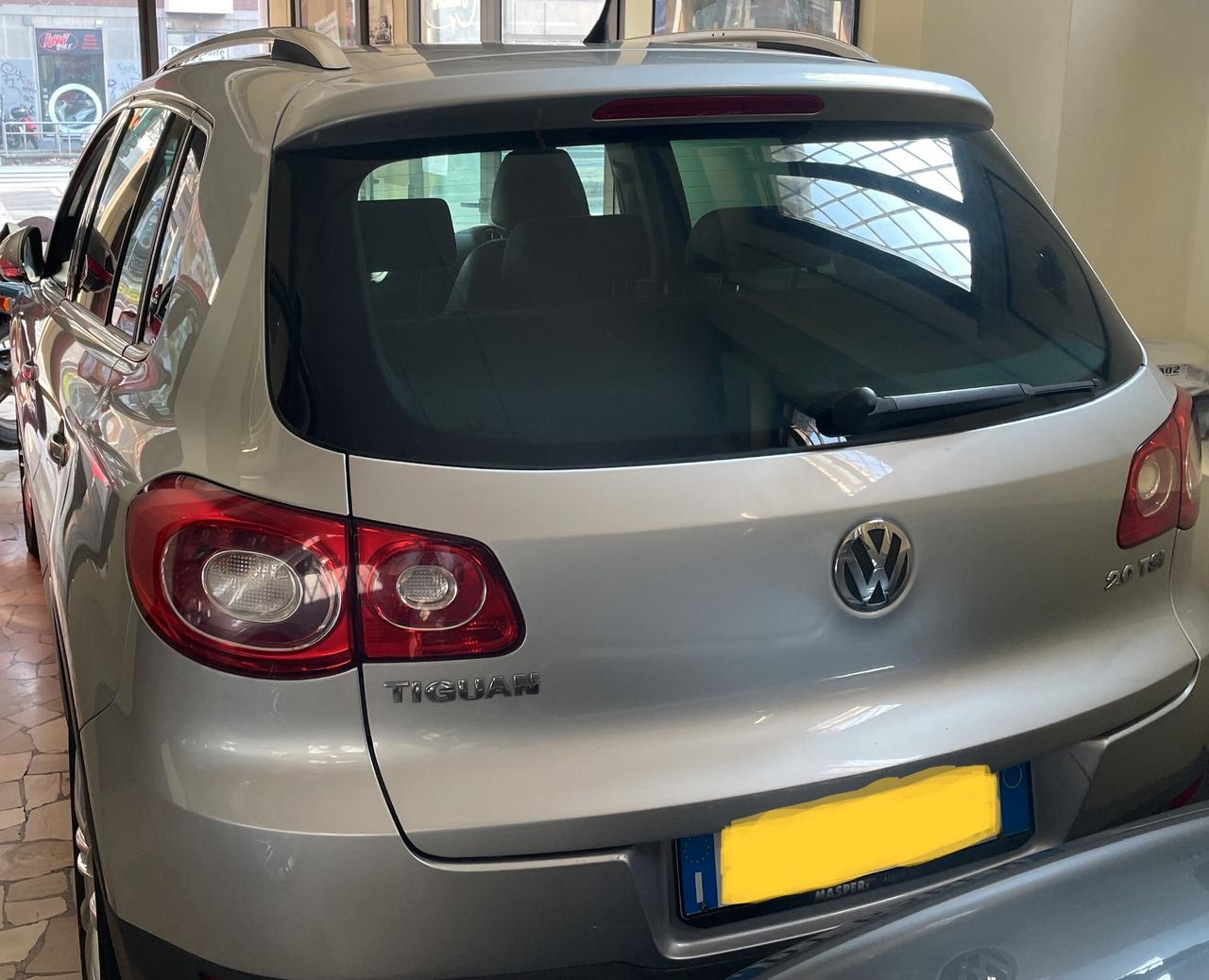 Volkswagen Tiguan 2.0 TSI tiptronic Sport & Style (18°)