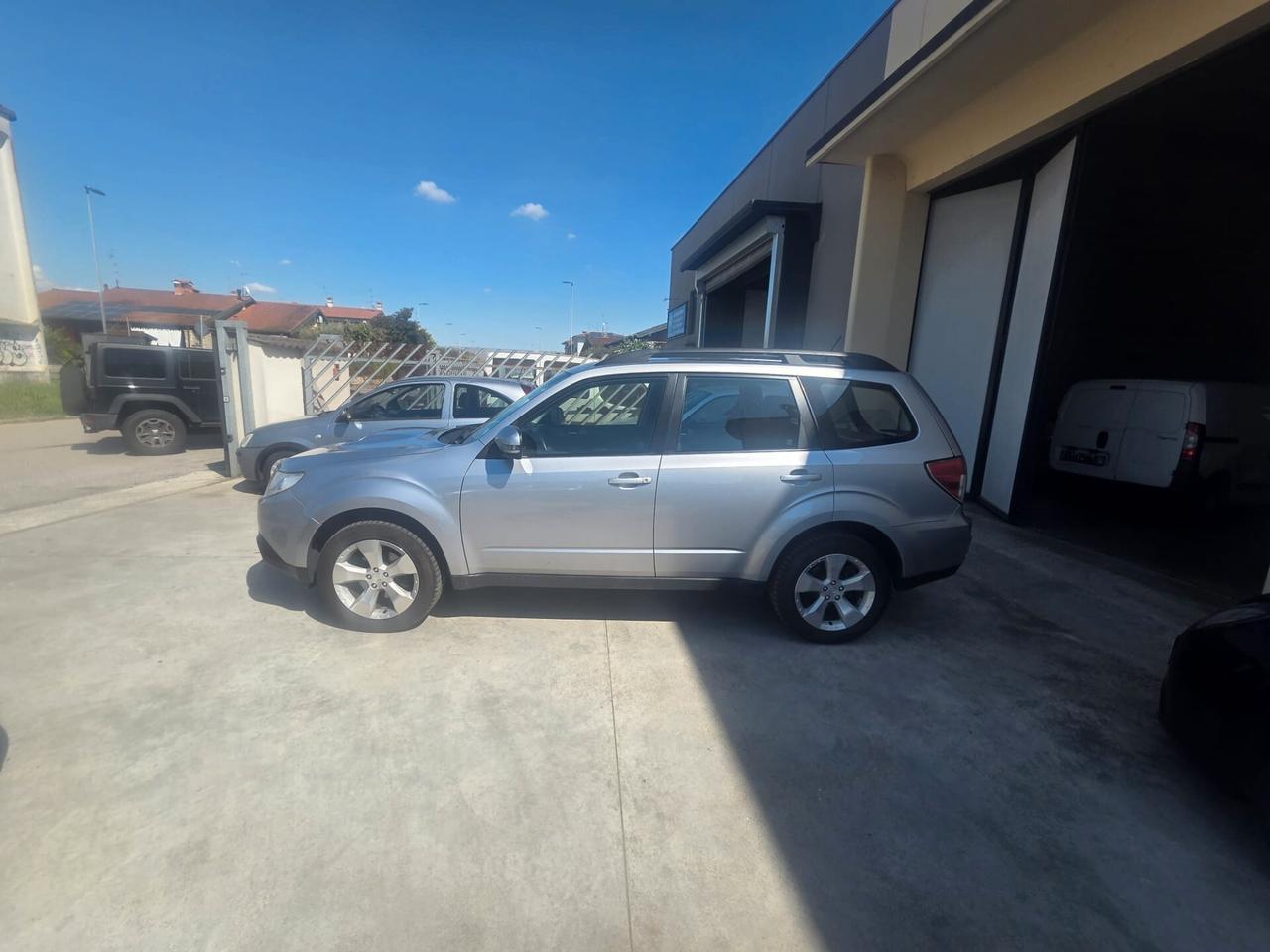 Subaru Forester 2.0D-L Exclusive