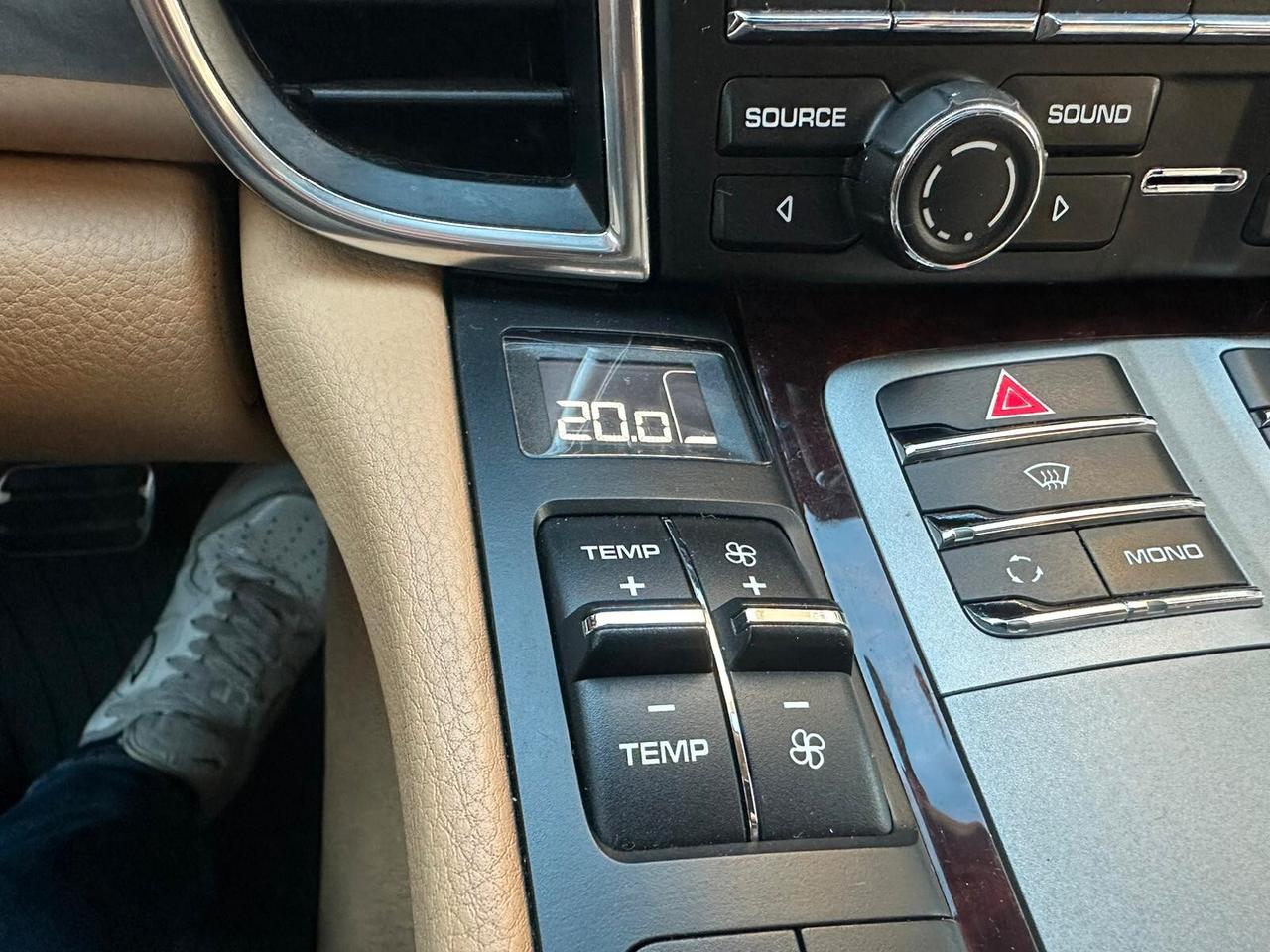 Porsche Panamera 3.6 PLATINUM 4