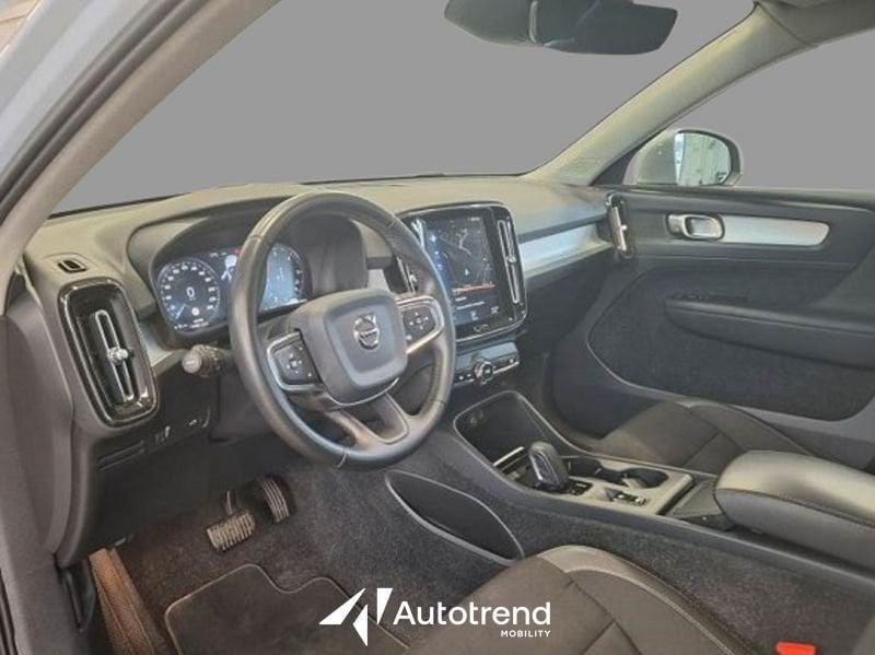 Volvo XC40 D4 190 CV AWD Automatica NAVI LED Business Plus