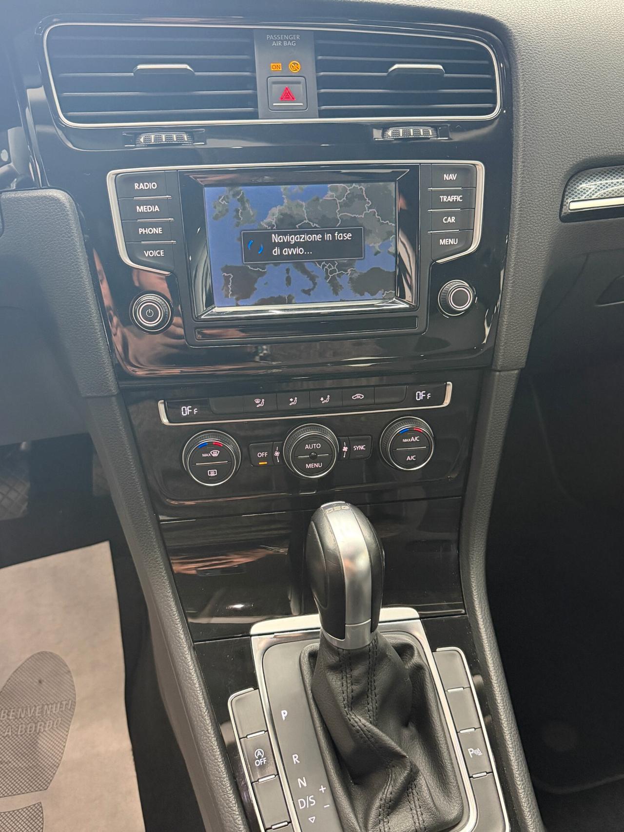 Volkswagen Golf Business 1.6 TDI DSG 5p. Highline BlueMotion Technology