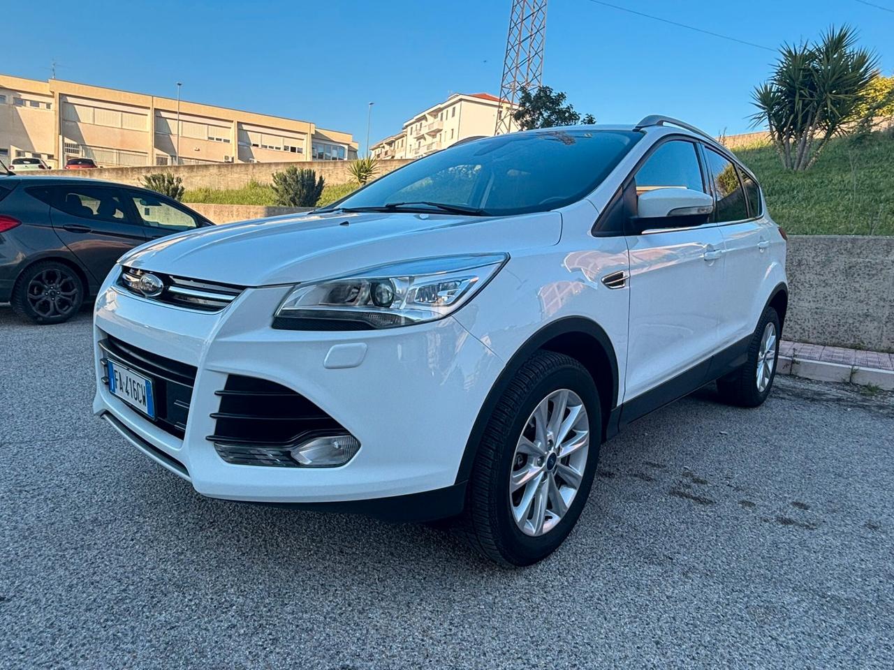 Ford Kuga 2.0 TDCI 150 CV S&S 4WD Titanium