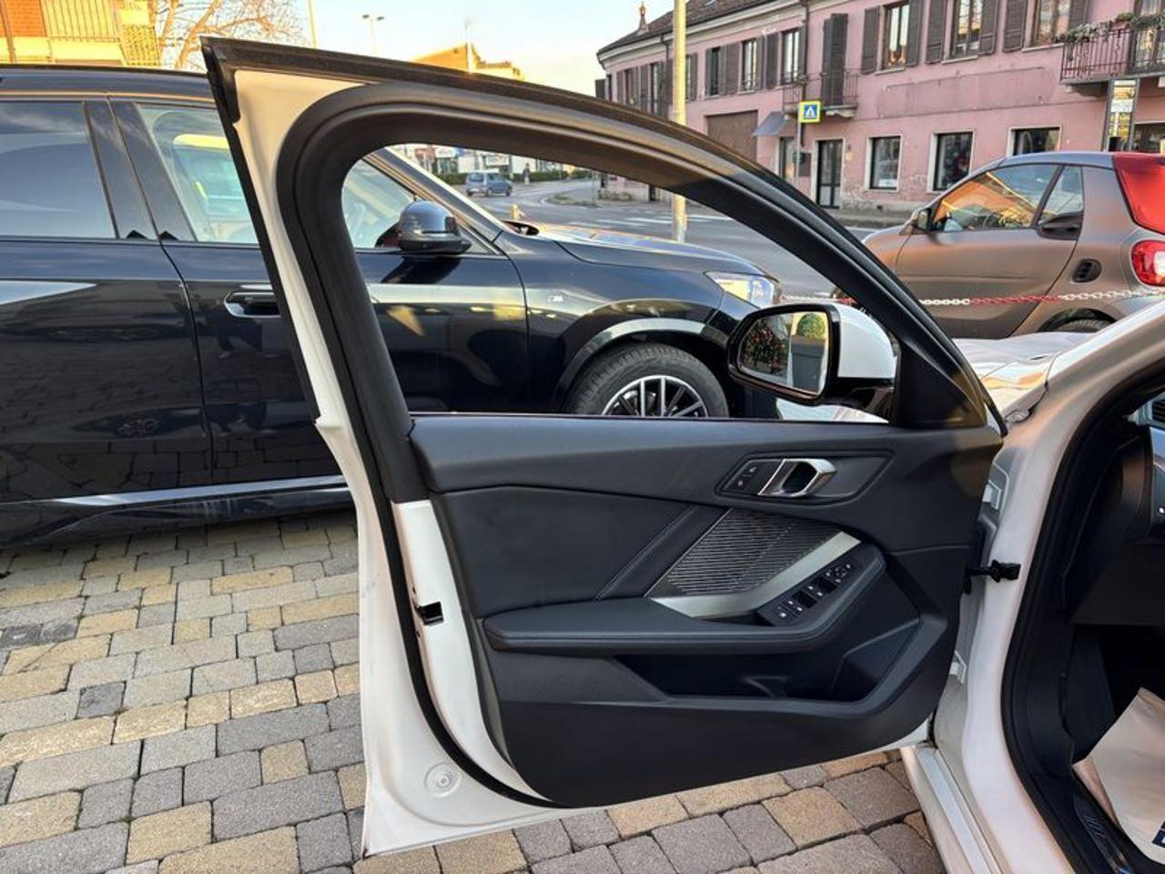 BMW 118 d MSport Pro FARI LASER-NAVI-18"