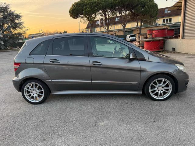 MERCEDES-BENZ B 180 CDI Chrome senza nessun lavoro da fare