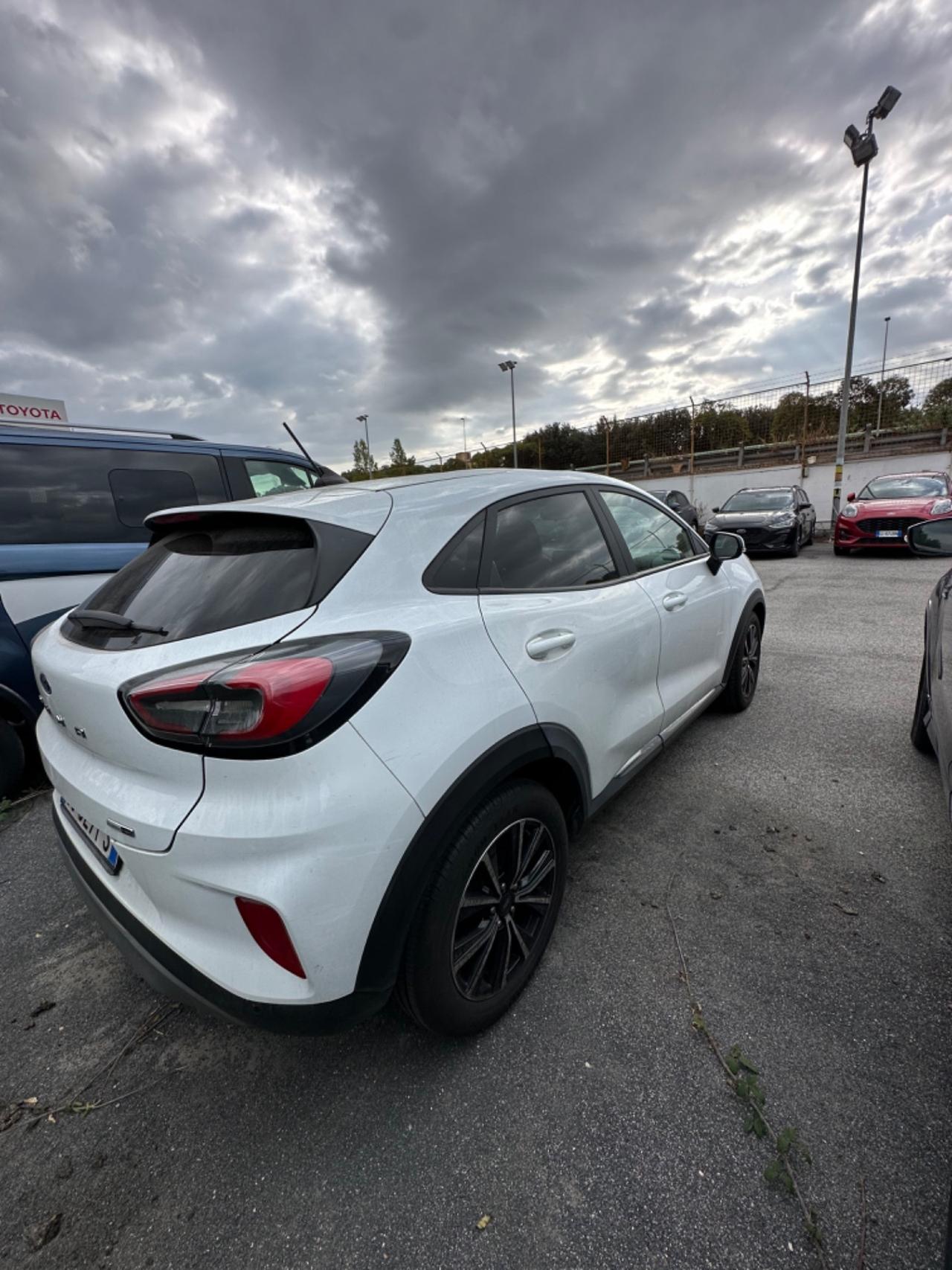 Ford Puma 1.0 EcoBoost Hybrid 125 CV S&S Titanium