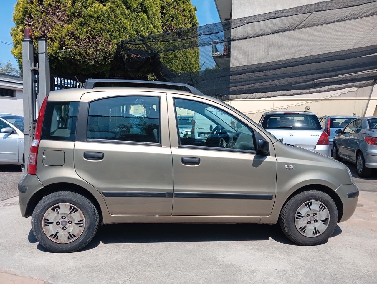 Fiat Panda 1.2 Emotion 65.000 km permute