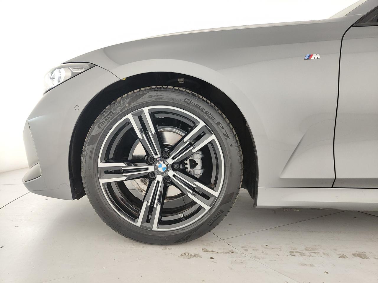 BMW 318d Touring mhev 48V MSport auto