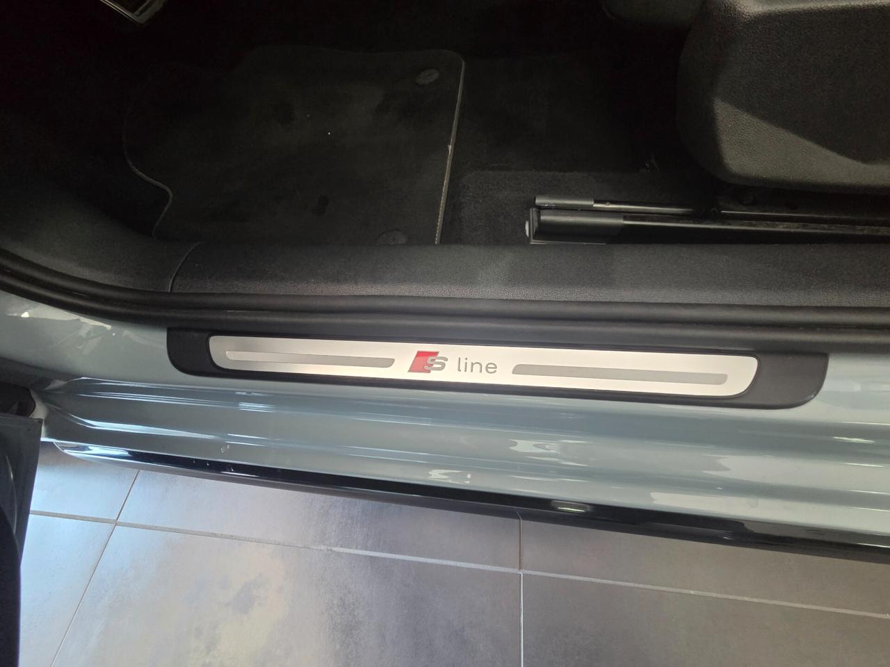 Audi A1 SPB 35 TFSI S tronic Identity Black