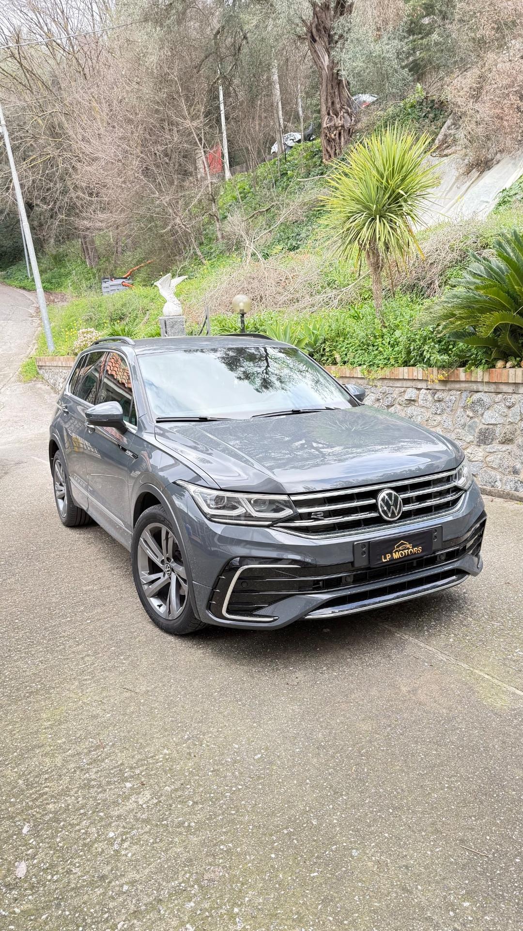 Volkswagen Tiguan 2.0 TDI 150 CV SCR DSG R-Line