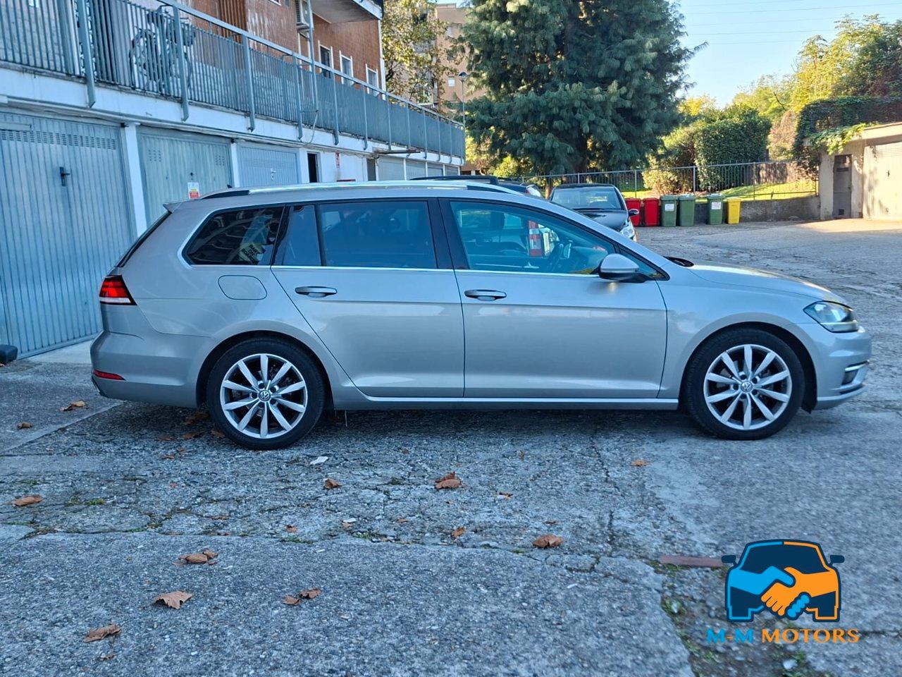 Volkswagen Golf Variant 1.6 tdi Business 115cv dsg