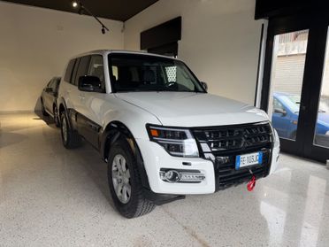 Mitsubishi Pajero 3.2 DI-D 16V aut. 5p. One/Hundred DPF