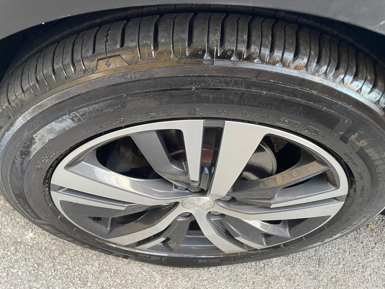 Peugeot 3008 BlueHDi 130 S&S EAT8 Allure Pack