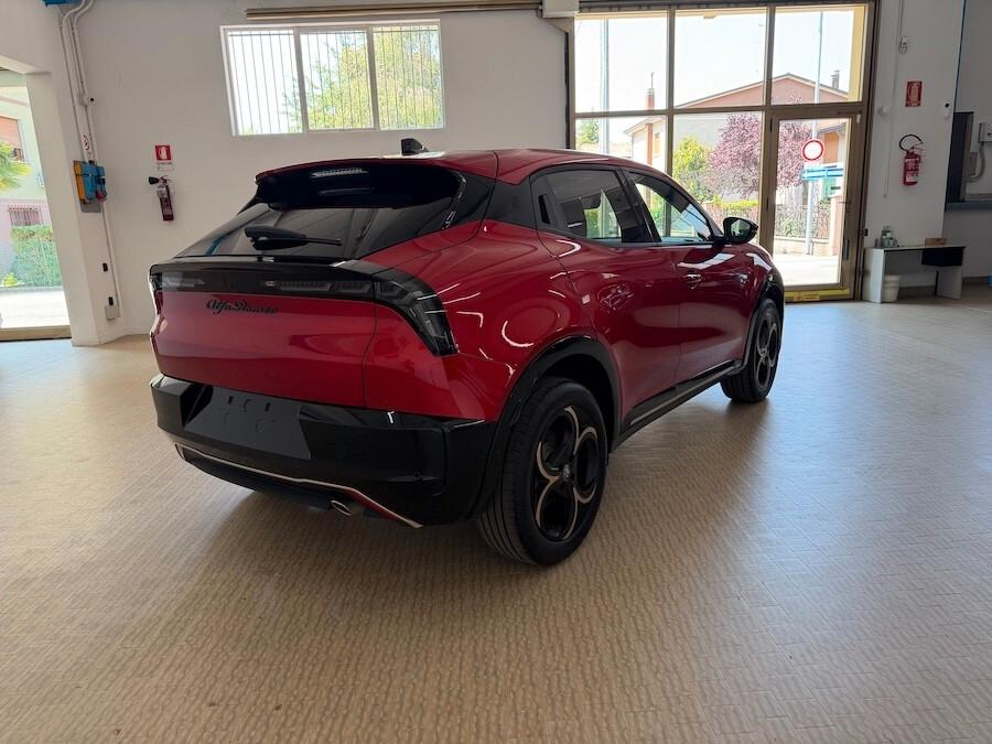 Alfa Romeo Junior 1.2 145 CV Hybrid eDCT6 Q4 Intensa Km 1200 ROSSO BRERA 4X4