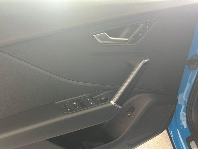AUDI Q2 30 TDI S line Edition