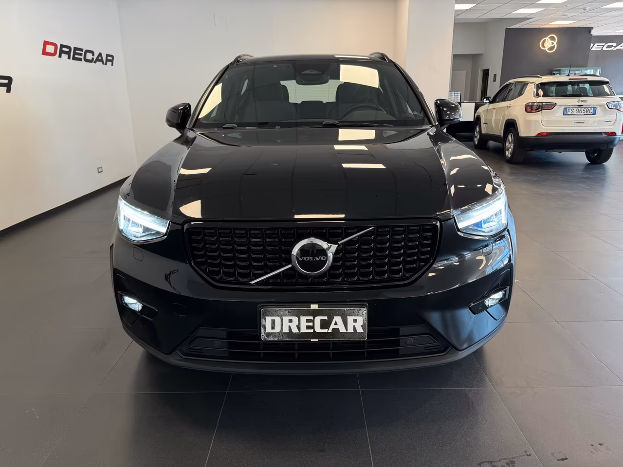 Volvo XC40 B3 automatico Plus Dark BLACK PACK UNIPROP. PEDANE