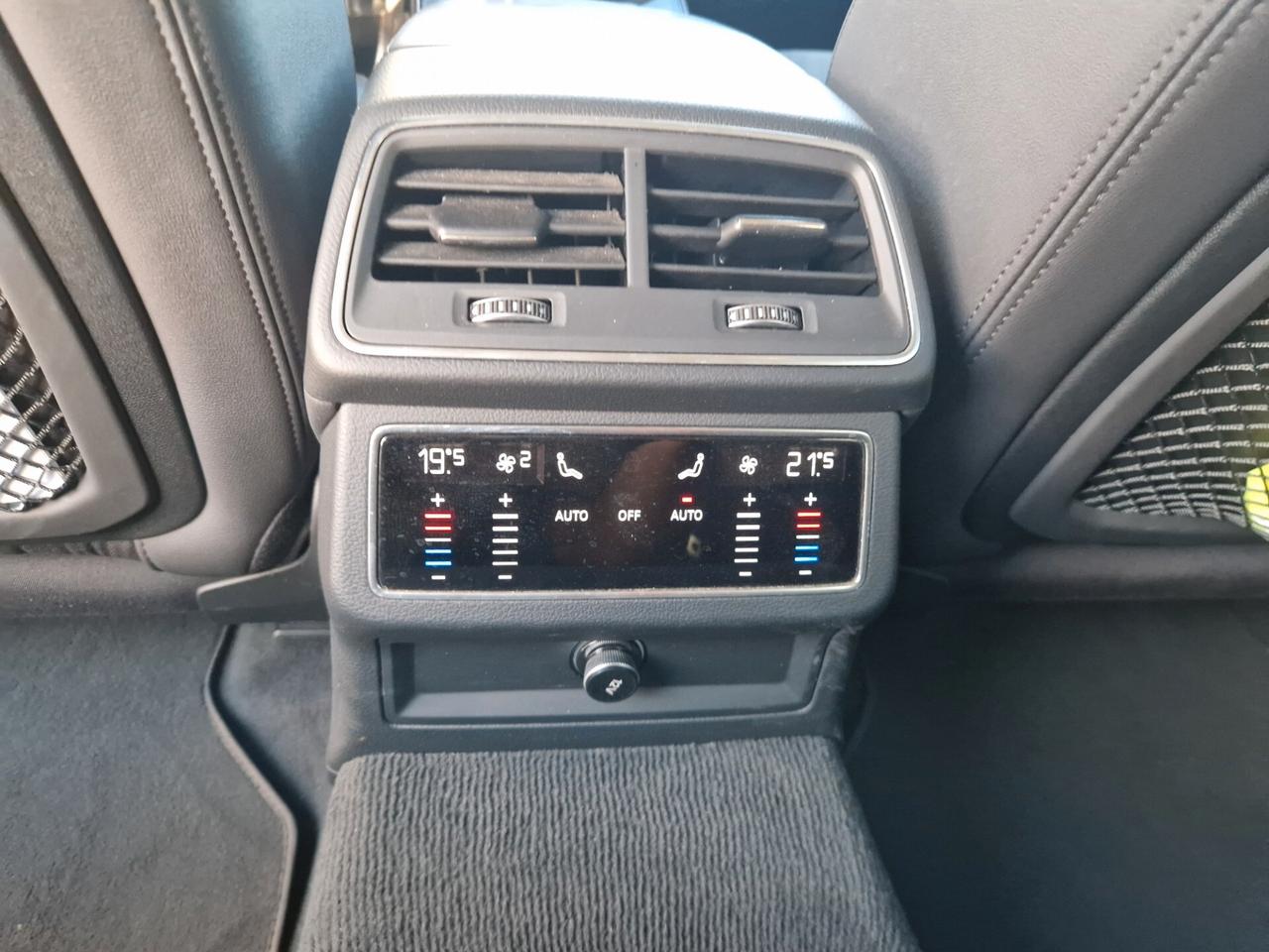 Audi A6 allroad 50 TDI 3.0 quattro tiptronic Evolution