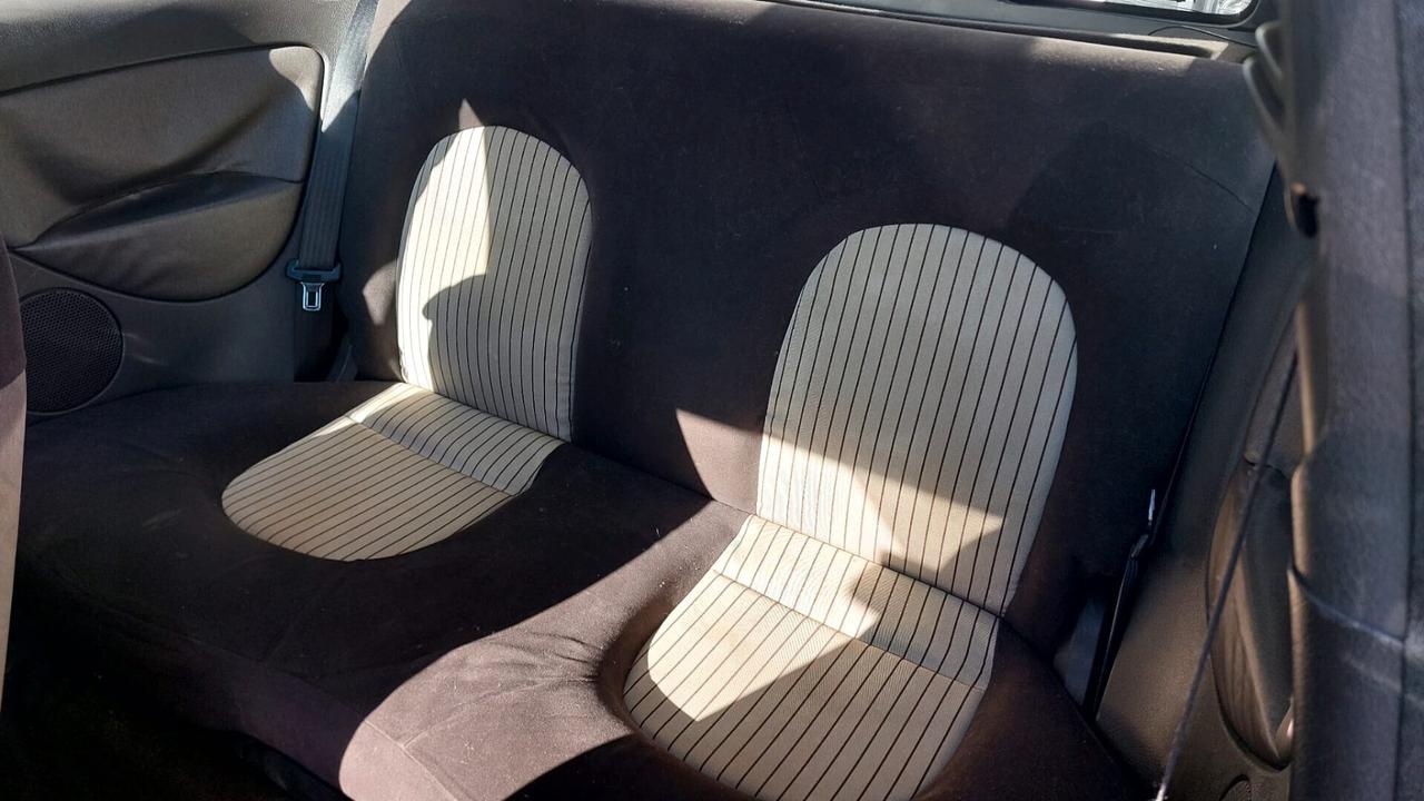 Lancia Ypsilon 1.2 GPL