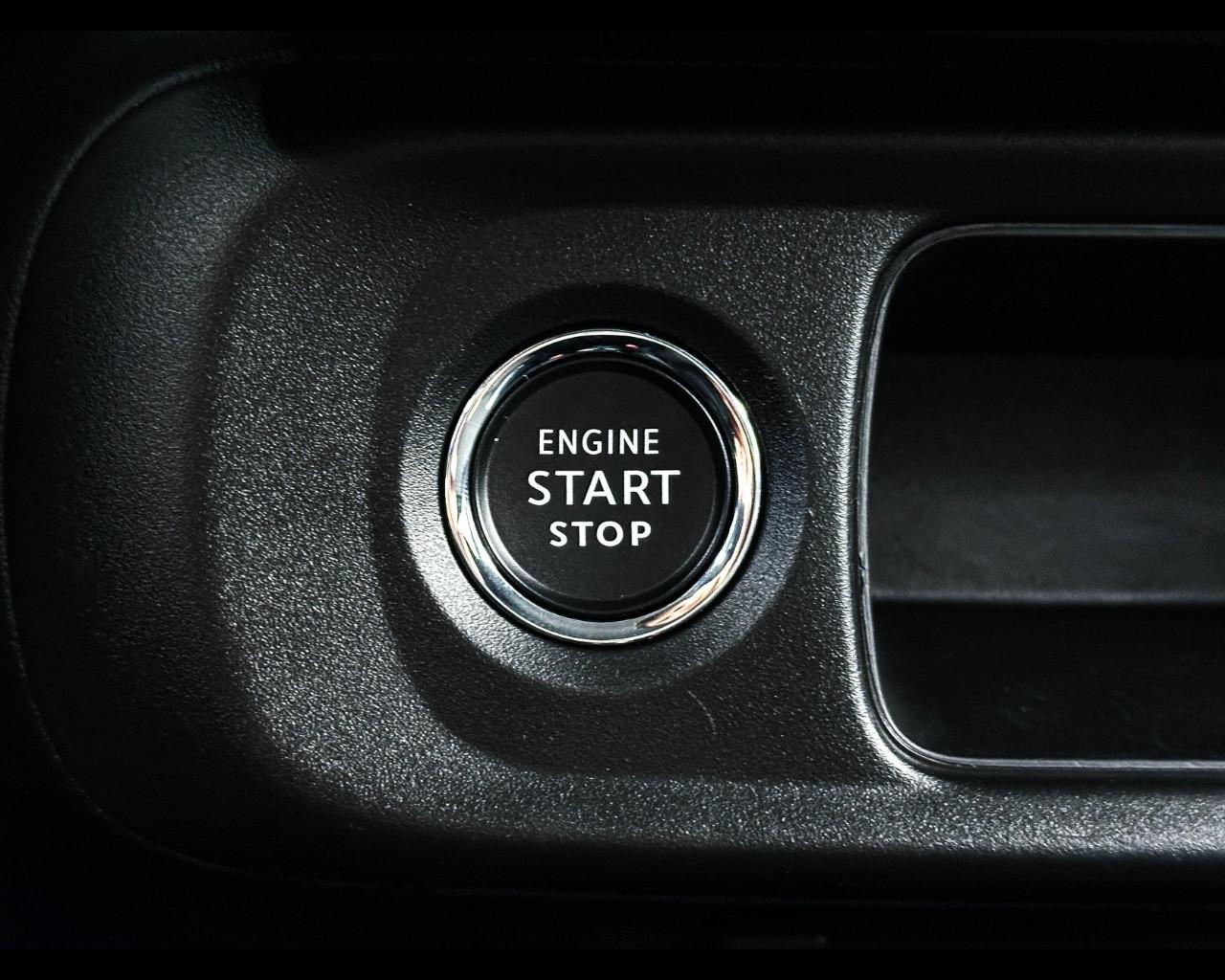 CITROEN C3 3ª serie - C3 PureTech 110 S&S Max